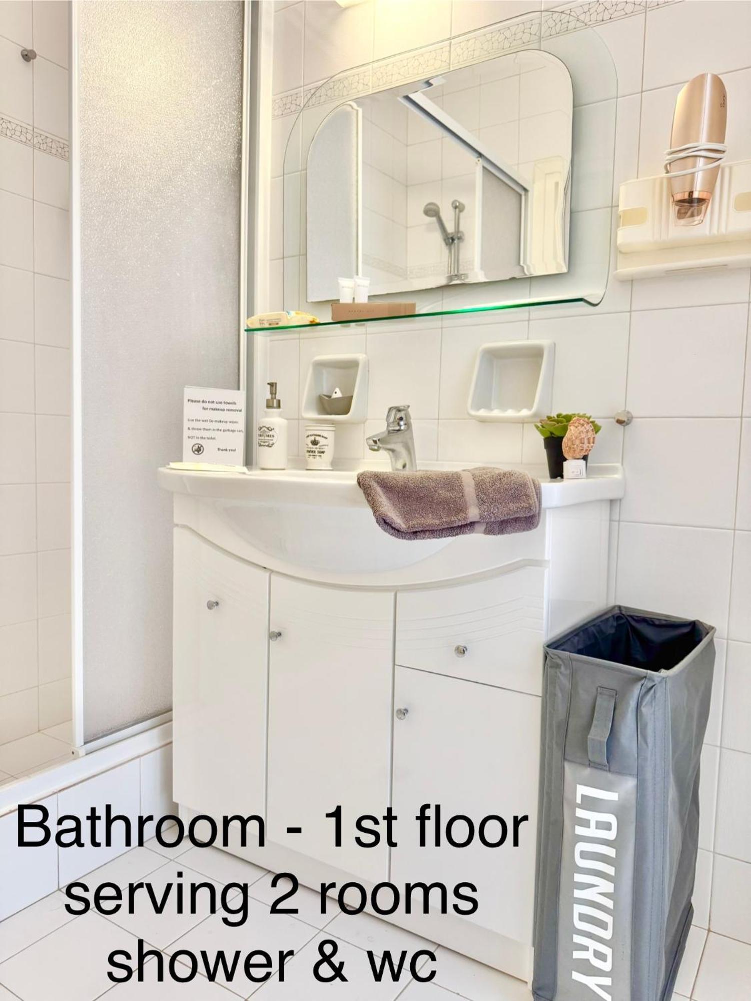 Villasonboard Dock Villa 3 Bed, 3 Bath, Canal, Greek Venice Porto Hydra Plépi Exteriér fotografie