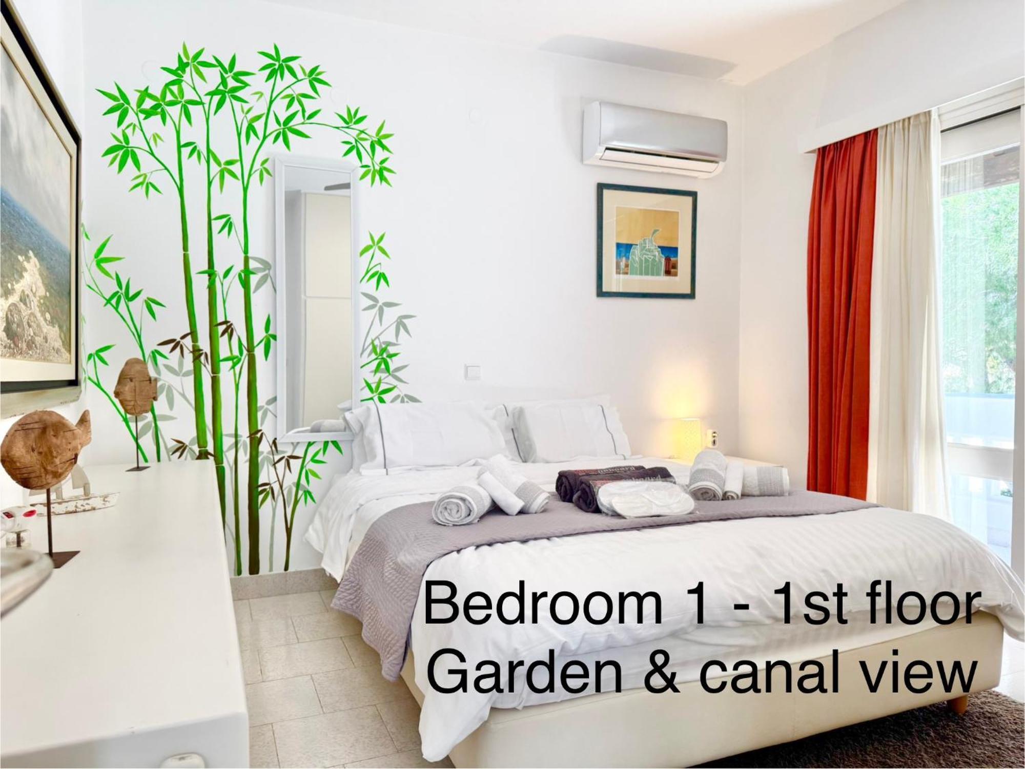 Villasonboard Dock Villa 3 Bed, 3 Bath, Canal, Greek Venice Porto Hydra Plépi Exteriér fotografie